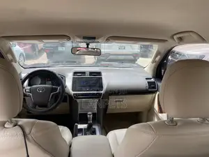 Toyota Land Cruiser Prado 2019 Black