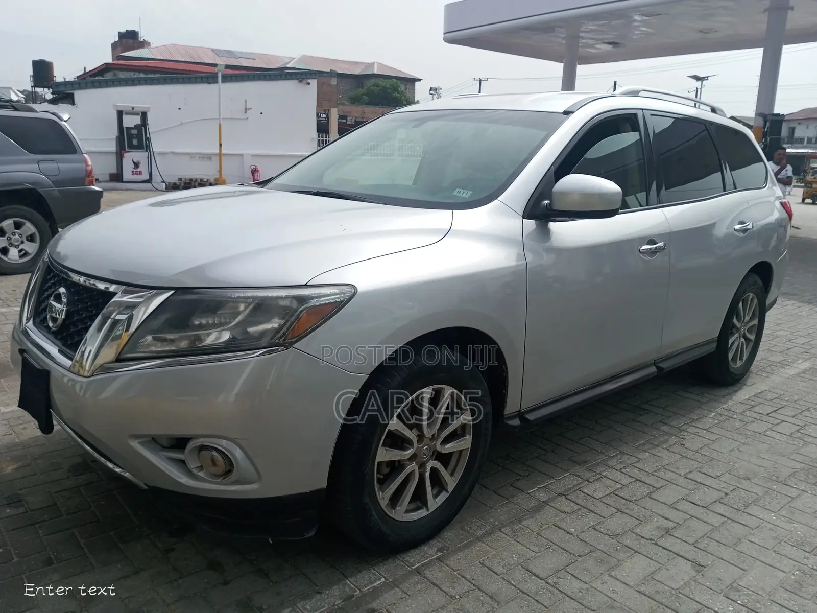 Nissan Pathfinder 2014 Silver