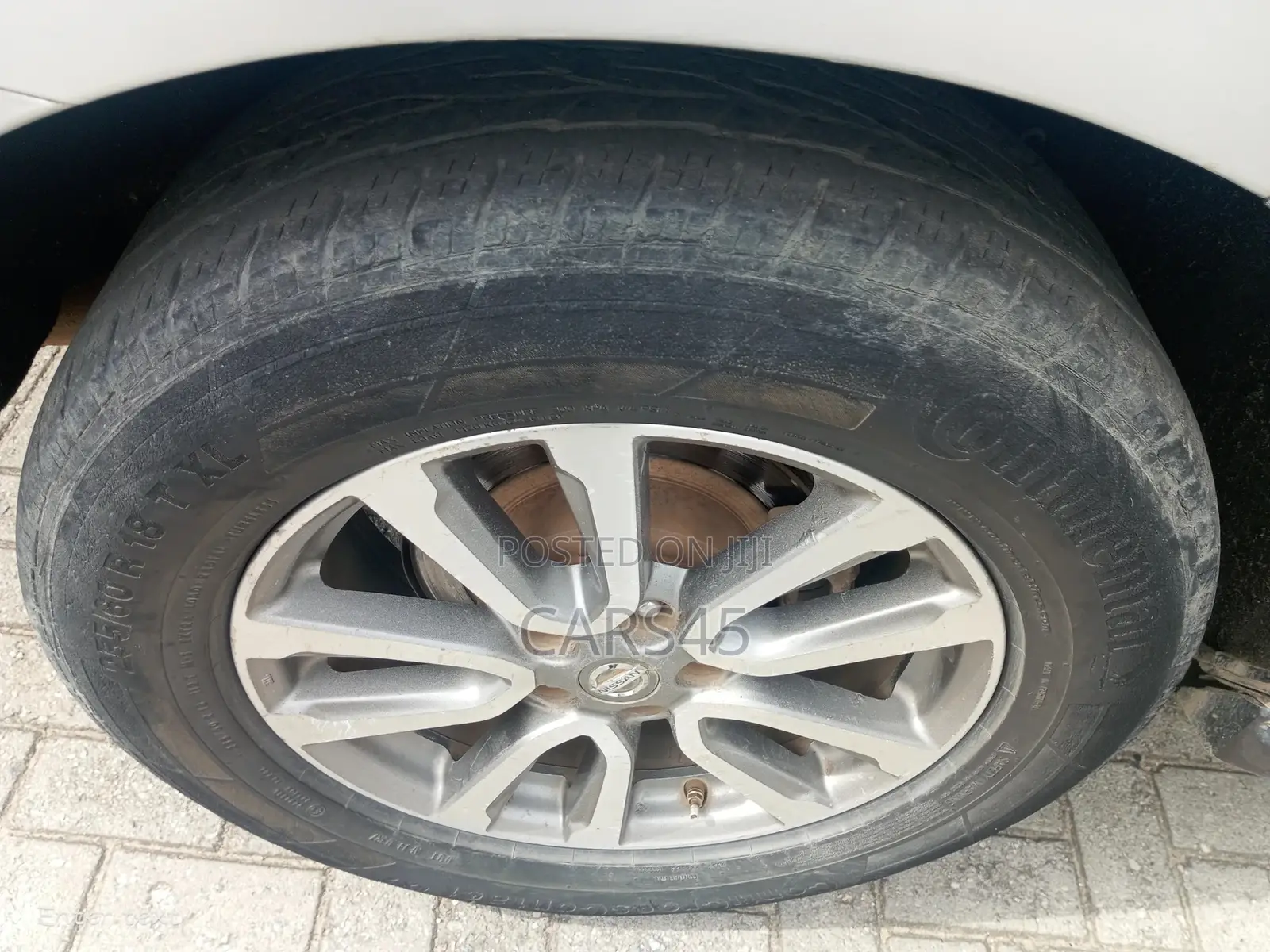 Nissan Pathfinder 2014 Silver