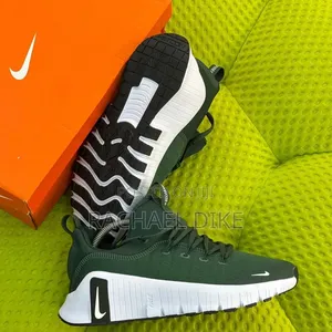 High Quality Nike Trainers