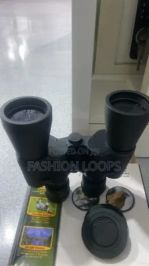 Bushnell Binocular