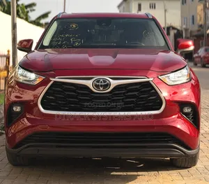 Toyota Highlander XLE AWD 2020 Red