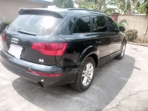 Audi Q7 2014 Black