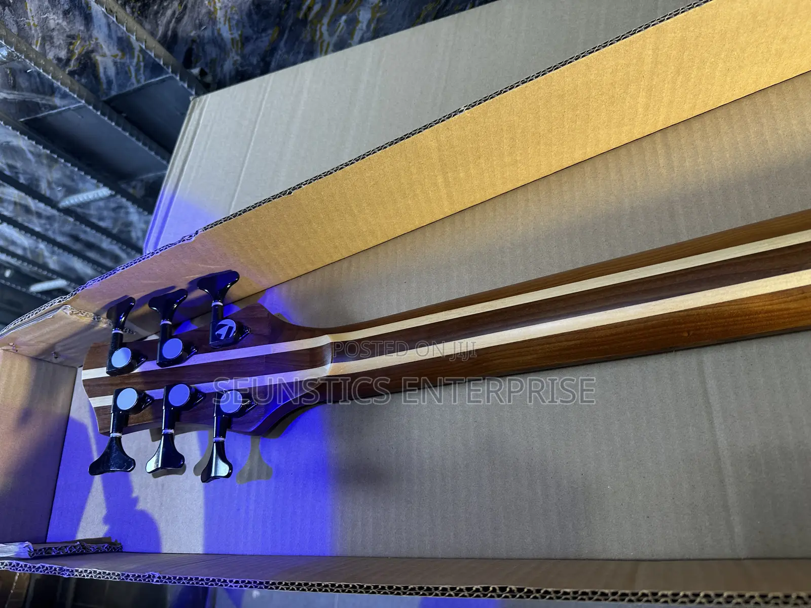 Quality Stringberg Six Strings Active Bass Guitar
