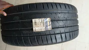 275/40/22 Michelin Pilot Sport Brand