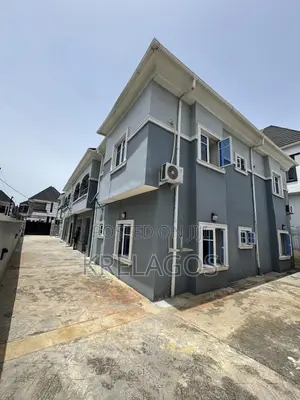 3bdrm Apartment in Ikota for rent