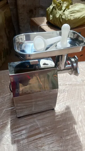 Stainless Steel Meat Mincer/Grinder Size 12