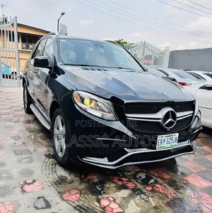 Mercedes-Benz M Class 2013 Black