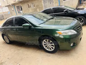 Toyota Camry 2011 Green