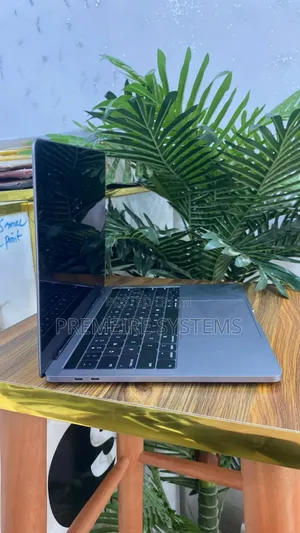 Laptop Apple MacBook 2015 16GB Intel Core i7 HDD 1T