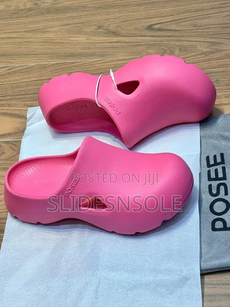 Posee Cloud Clogs
