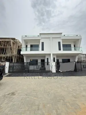 4bdrm Duplex in Ado / Ajah for sale