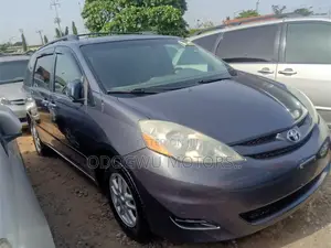 Toyota Sienna 2007 Gray