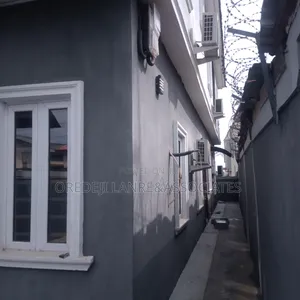 Furnished 4bdrm Duplex in Magodo Phase1 for sale