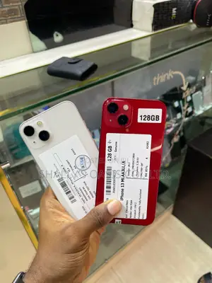 Apple iPhone 13 128 GB White