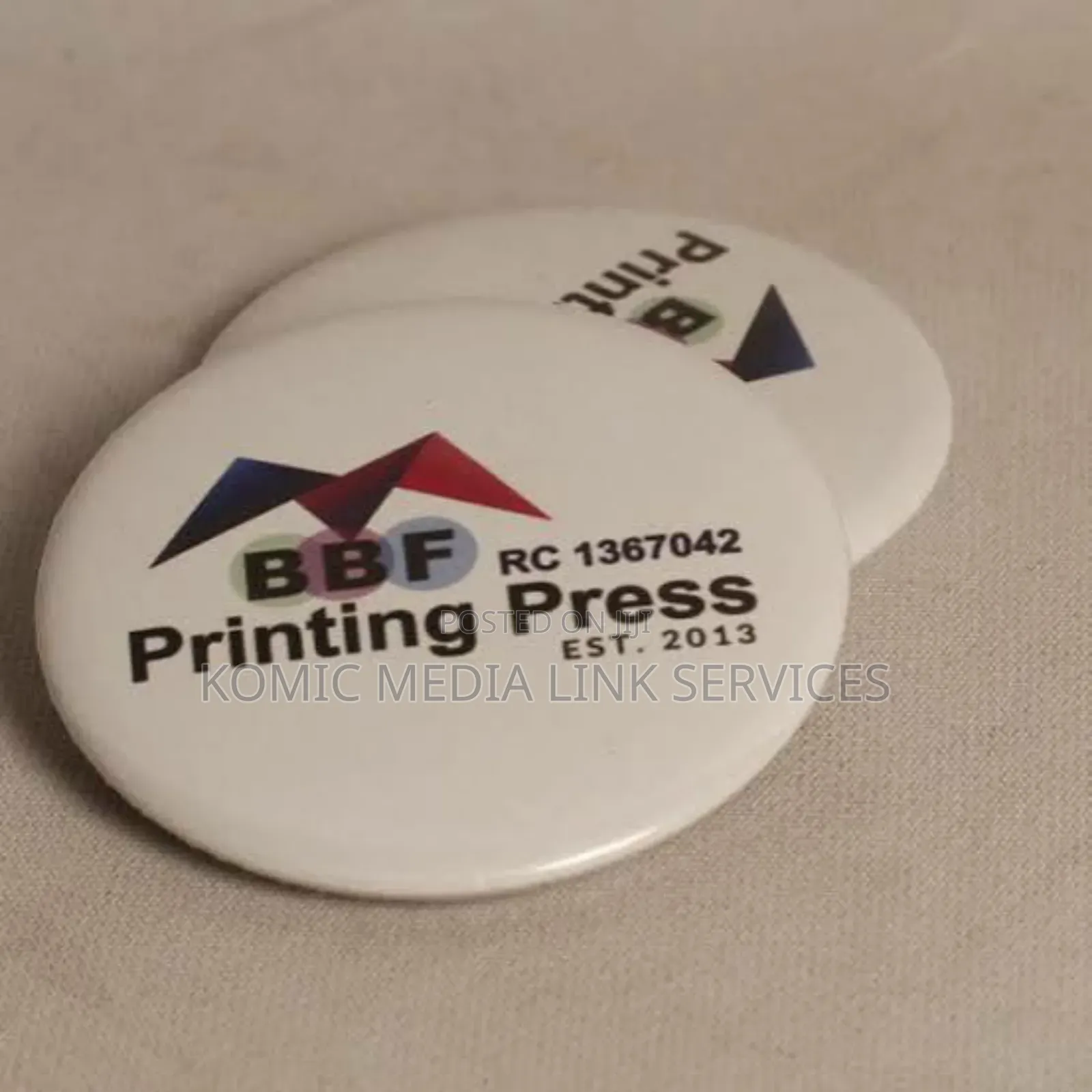 Customized Button Badges / Pin Badges For Events And Branding