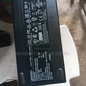 Desktop Computer Lenovo ideacentre AIO 520S 8GB Intel Core i5 HDD 500GB