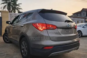 Hyundai Santa Fe Limited 4dr SUV AWD (3.3L 6cyl 6A) 2014 Gray