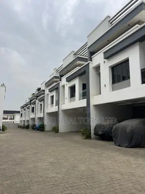 4bdrm Duplex in Wuye for sale