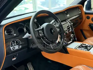 New Rolls-Royce Cullinan 2024 Blue