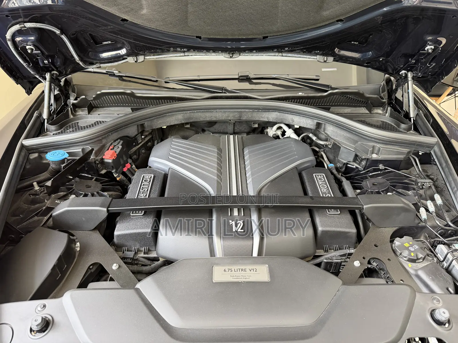 New Rolls-Royce Cullinan 2024 Blue