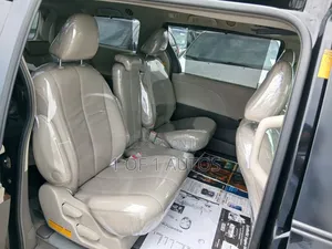 Toyota Sienna XLE 7 Passenger 2012 Black