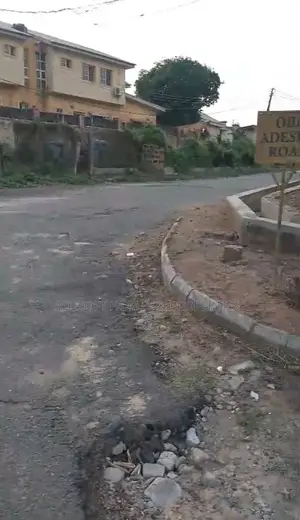 A Cornerpiece 610sqm Land at Oba Adesida, Iyaganku Gra, Ibadan