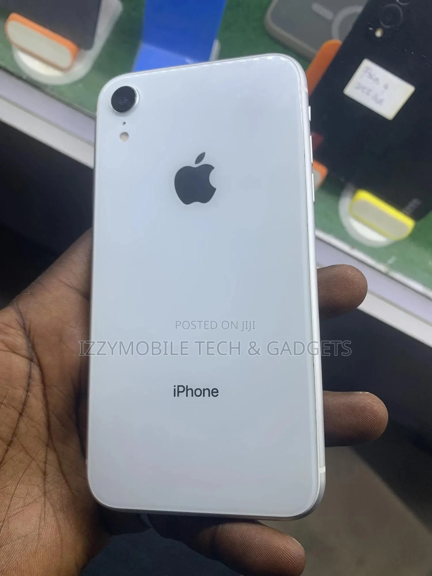 Apple iPhone XR 128 GB White