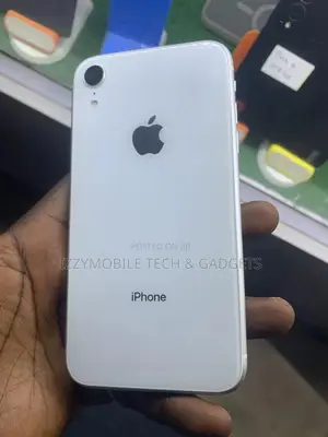 Apple iPhone XR 128 GB White