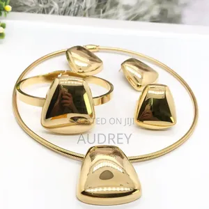 4 in 1 Gold Replica Luxury Set