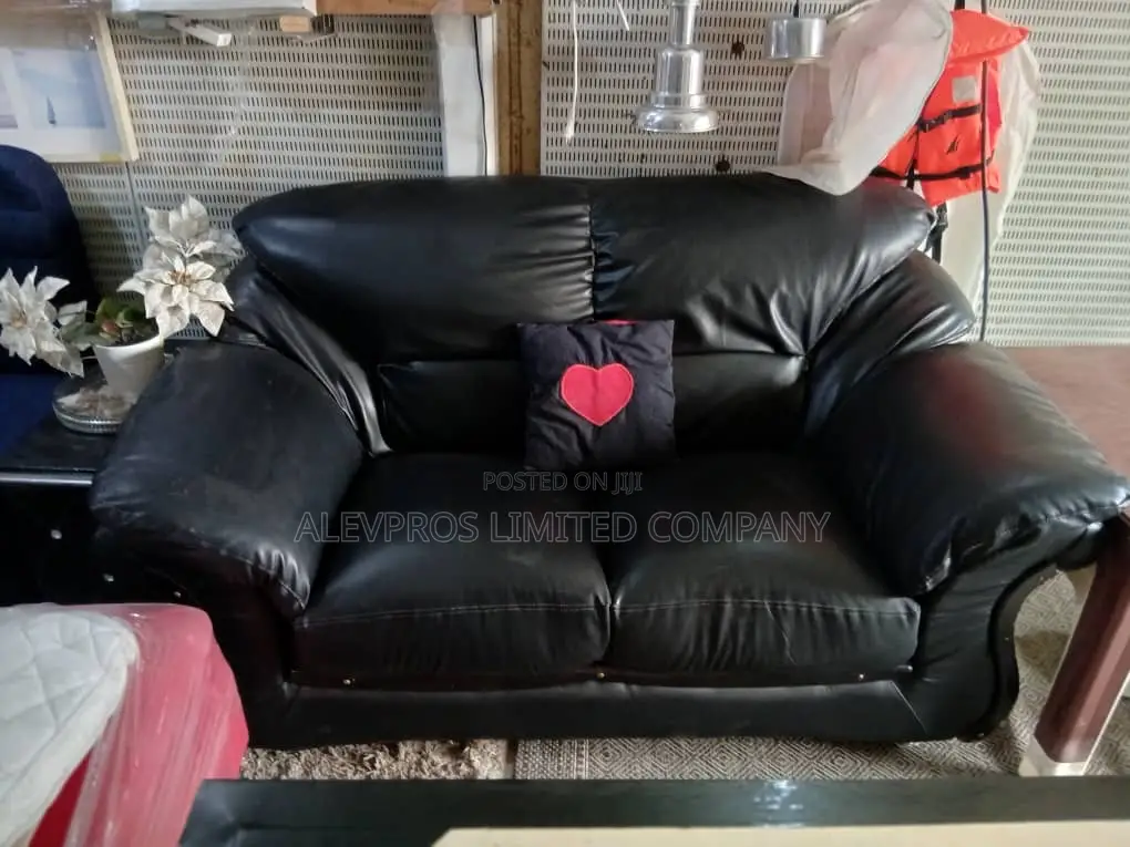 Foreign Used 2 Seater Sofa Leather