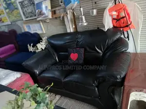 Foreign Used 2 Seater Sofa Leather