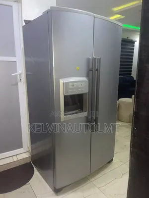 Uk Used Bauknecht Fridge Double Door