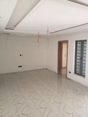 4bdrm Duplex in Ogombo for rent