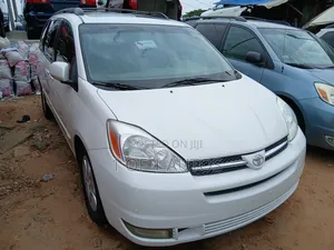 Toyota Sienna XLE Limited 2005 White