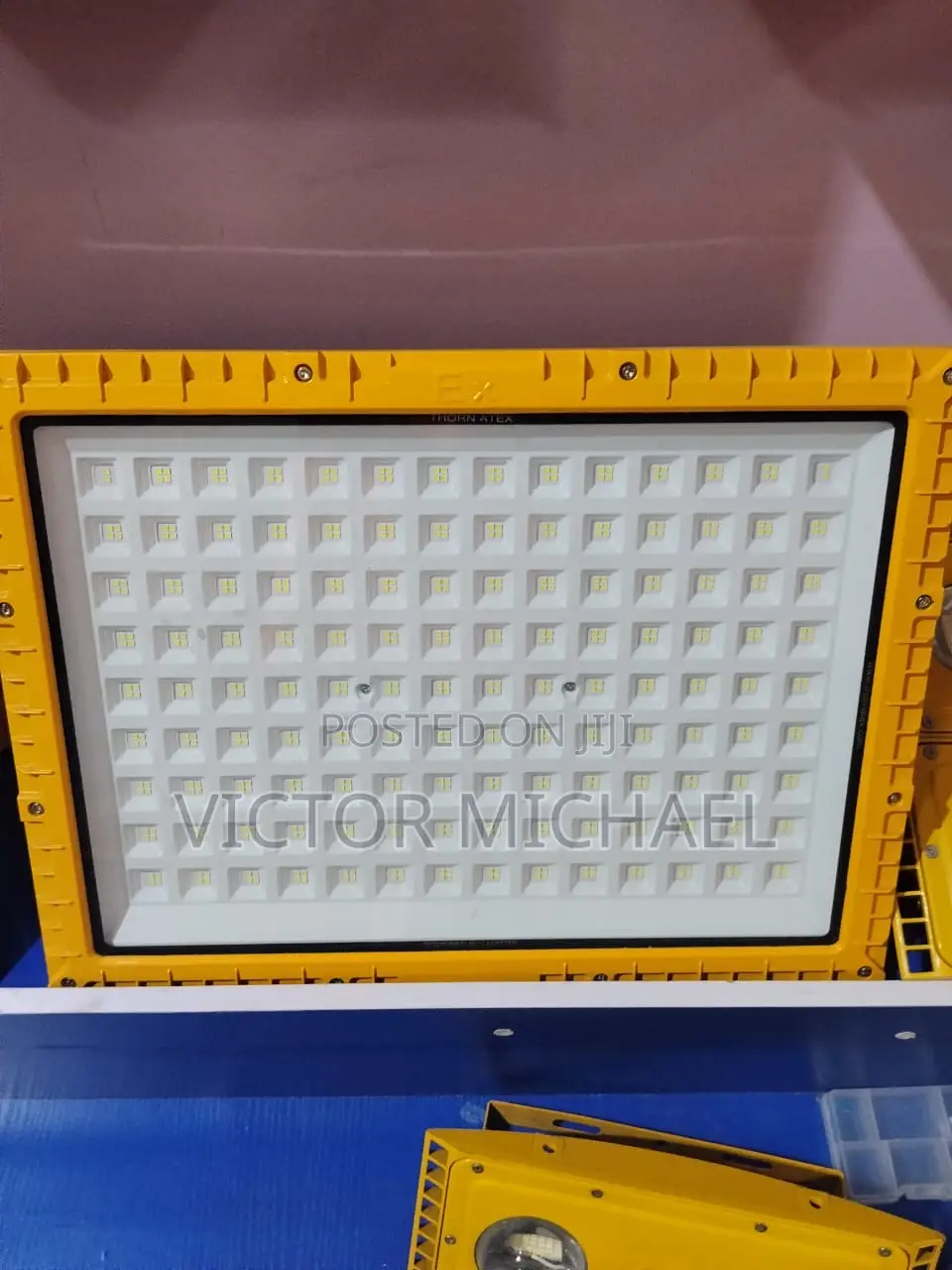 Led Explorer Light