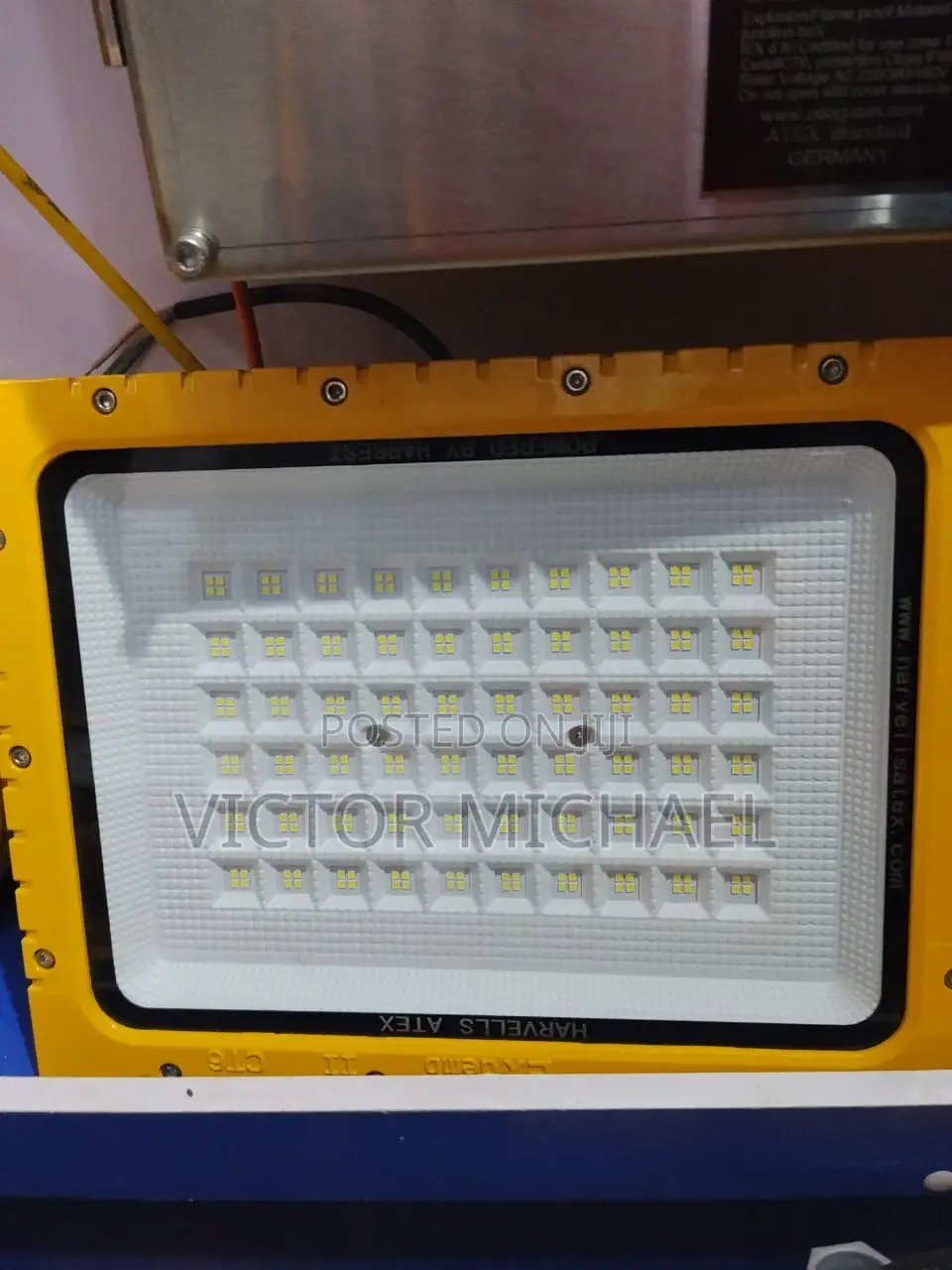 Led Explorer Light