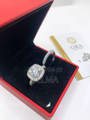 VVS Moissanite Bold Wedding Engagement Rings