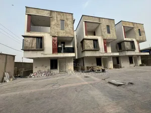 4bdrm Duplex in Adeniyi Jones for sale