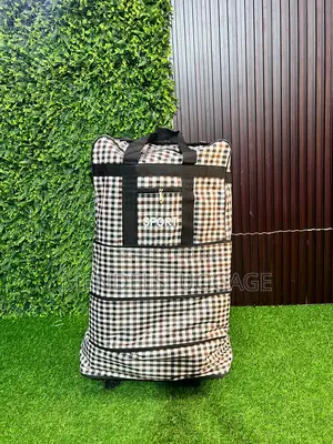 Large Expandable Checkered Travel Bag With Wheels - Extra Space