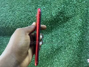 Apple iPhone XR 128 GB Red