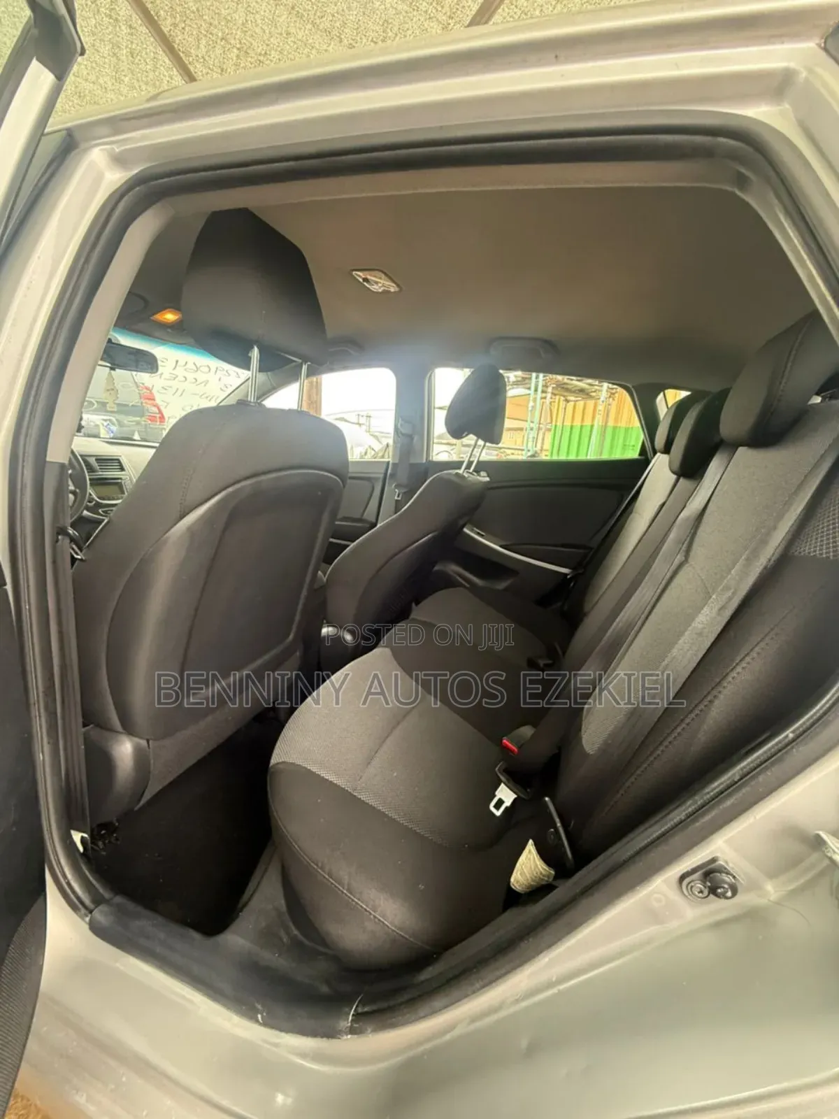 Hyundai Accent 2015 Silver