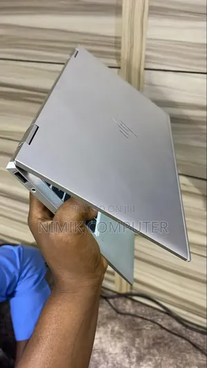 Laptop HP EliteBook x360 1040 G7 16GB Intel Core i7 SSD 512GB
