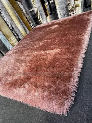 Enricana Vip Center Rug, 5/7