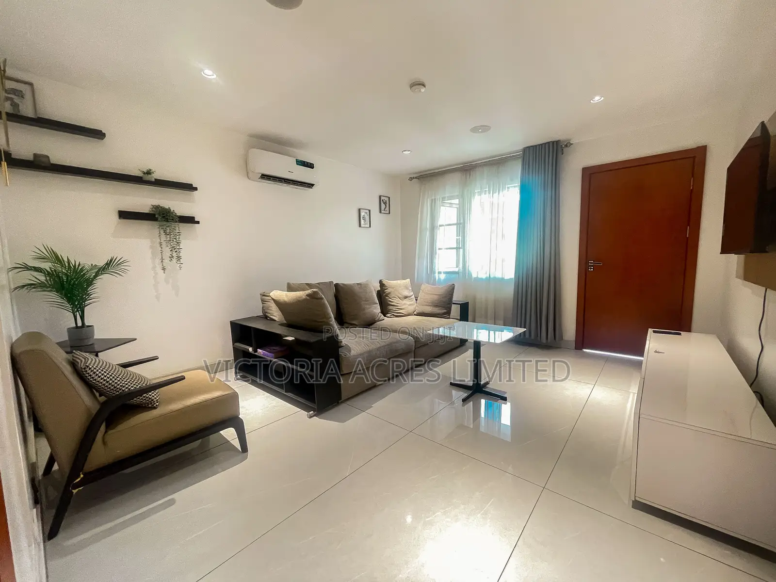 4 Bedroom Duplex
