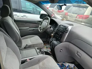 Toyota Sienna LE 2008 Red