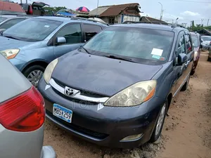 Toyota Sienna LE FWD 2006 Blue