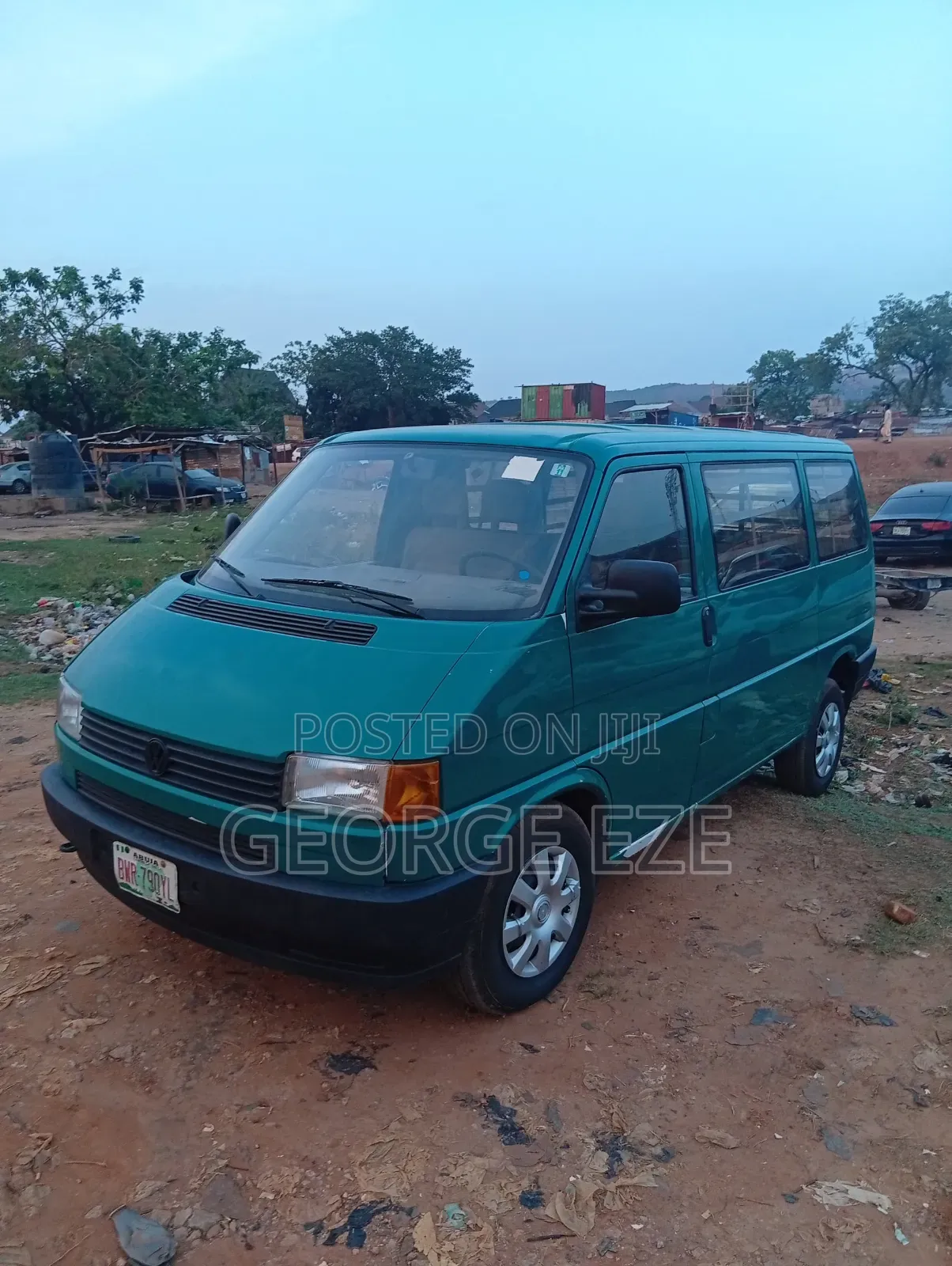 Volkswagen Transporter 2005 Blue