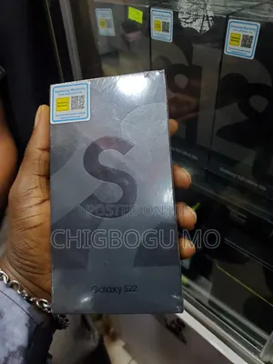 New Samsung Galaxy S22 5G 256 GB