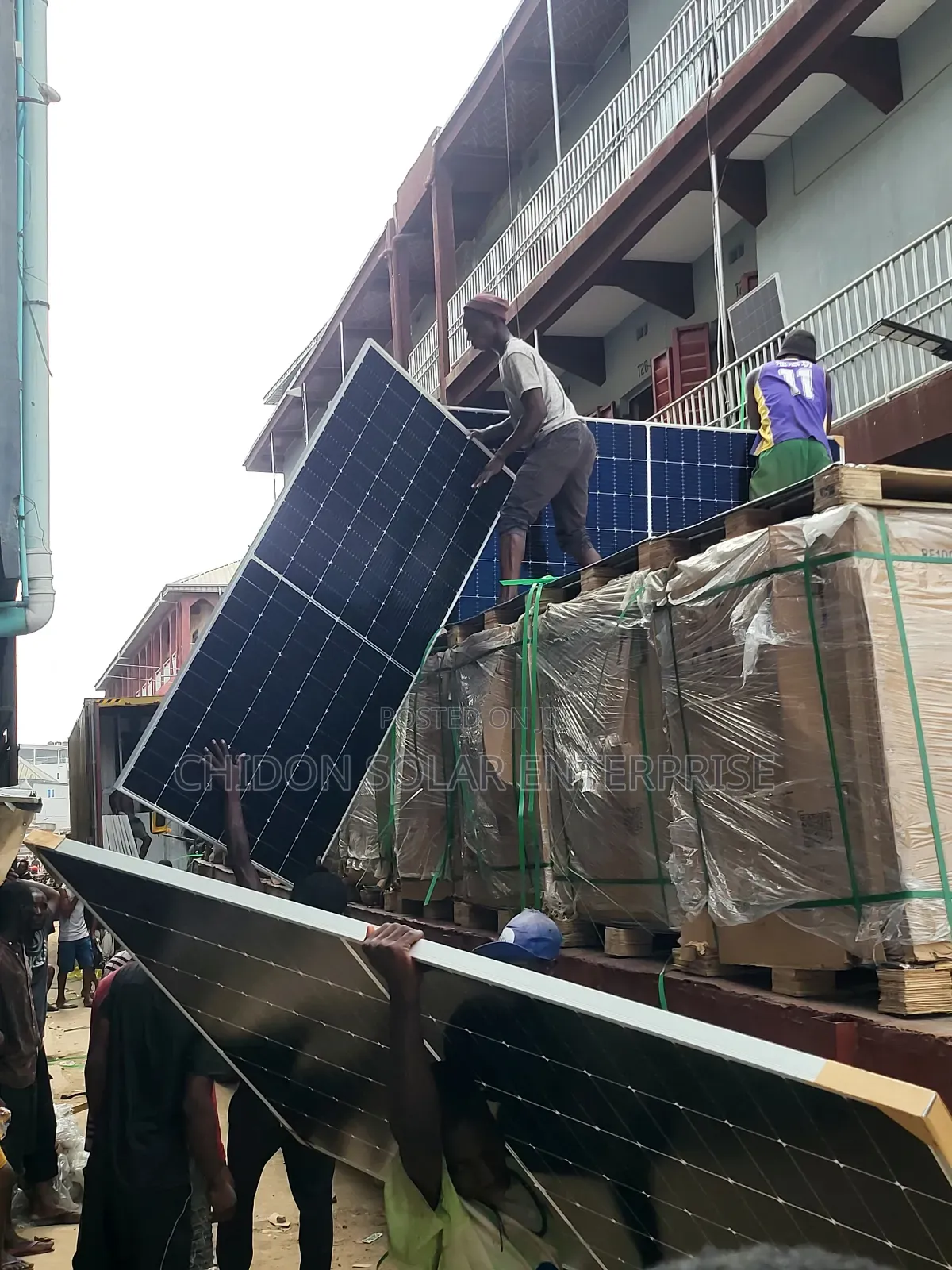 615w Longi Solar Panel